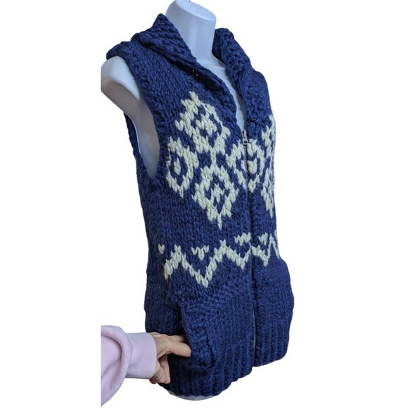 American Eagle Women's chunky Wool blend knit Sweater Vest blue &white Size S - Picture 2 of 9
